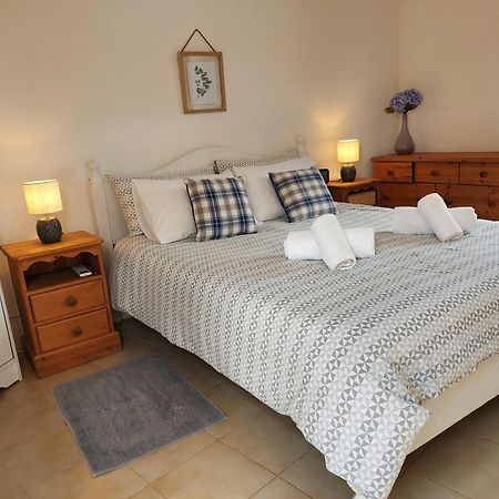 Razzett Warda B&B Għasri Kültér fotó
